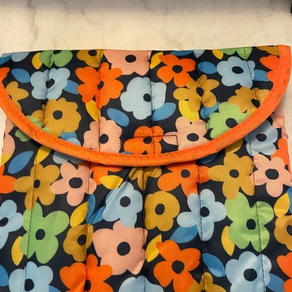 Puffy Laptop Soft Sleeve Case Retro Ditzy Floral - Picture 2 of 4